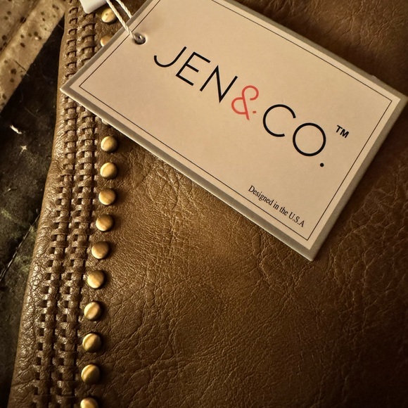 Jen & Co. - Picture 2 of 5